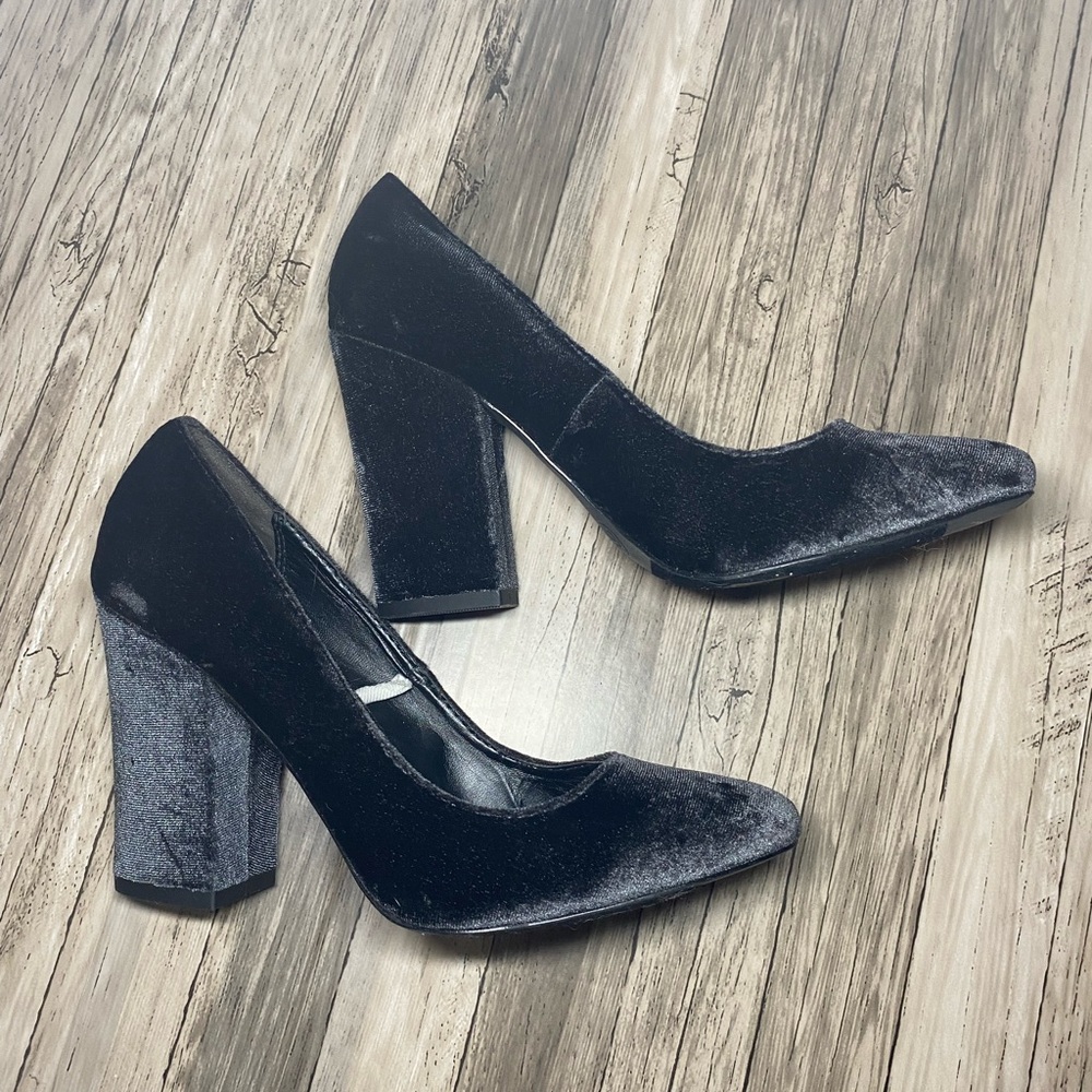 Mossimo velour heels